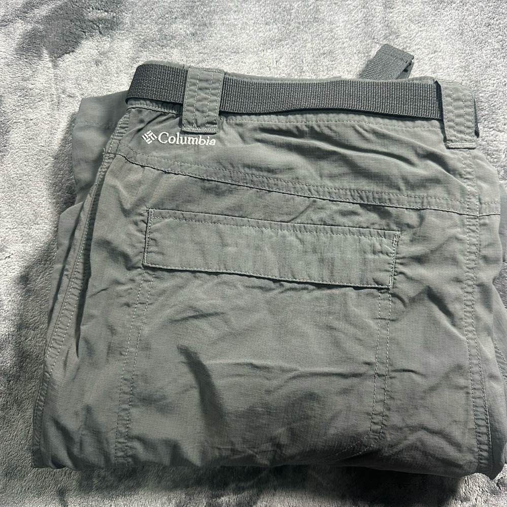 Columbia Omnishade Lightweight Men's Khaki Pants Size 44x32 Belted Pockets - Picture 2 of 12